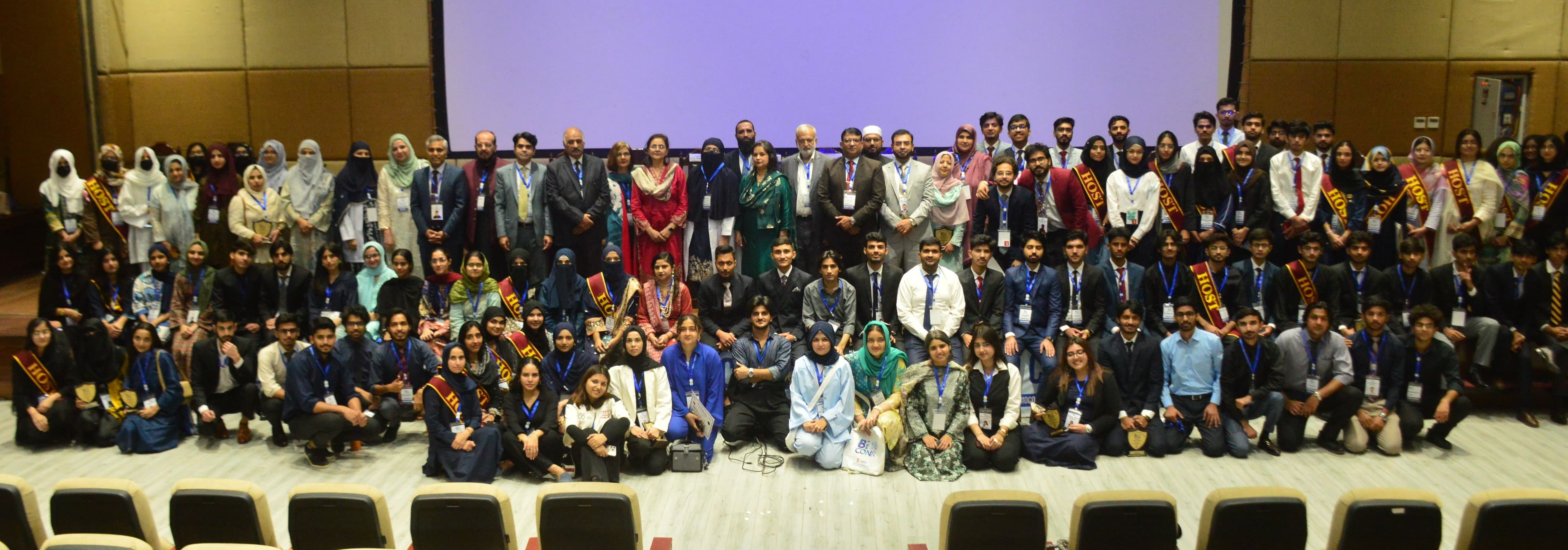 BIOCON 2025 — Group photograph at King Edward Medical University, Lahore